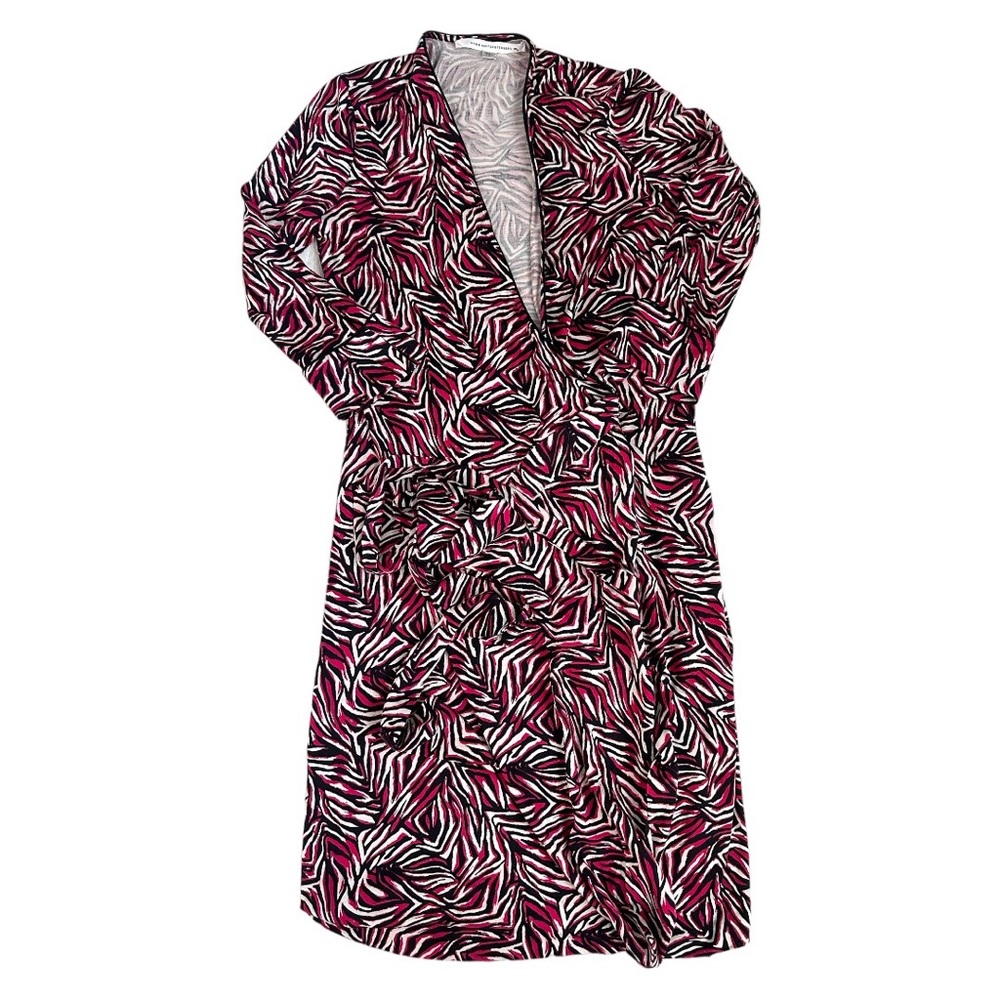 Diane Von Furstenberg Clara Graphic Print Silk Wrap Dress